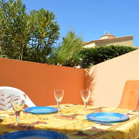Studio Cap d'Agde, 1 pièce, 4 personnes - FR-1-249-285 *