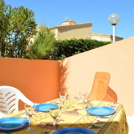 Appartamento Studio Cap d'Agde, 1 pièce, 4 personnes - FR-1-249-285 *